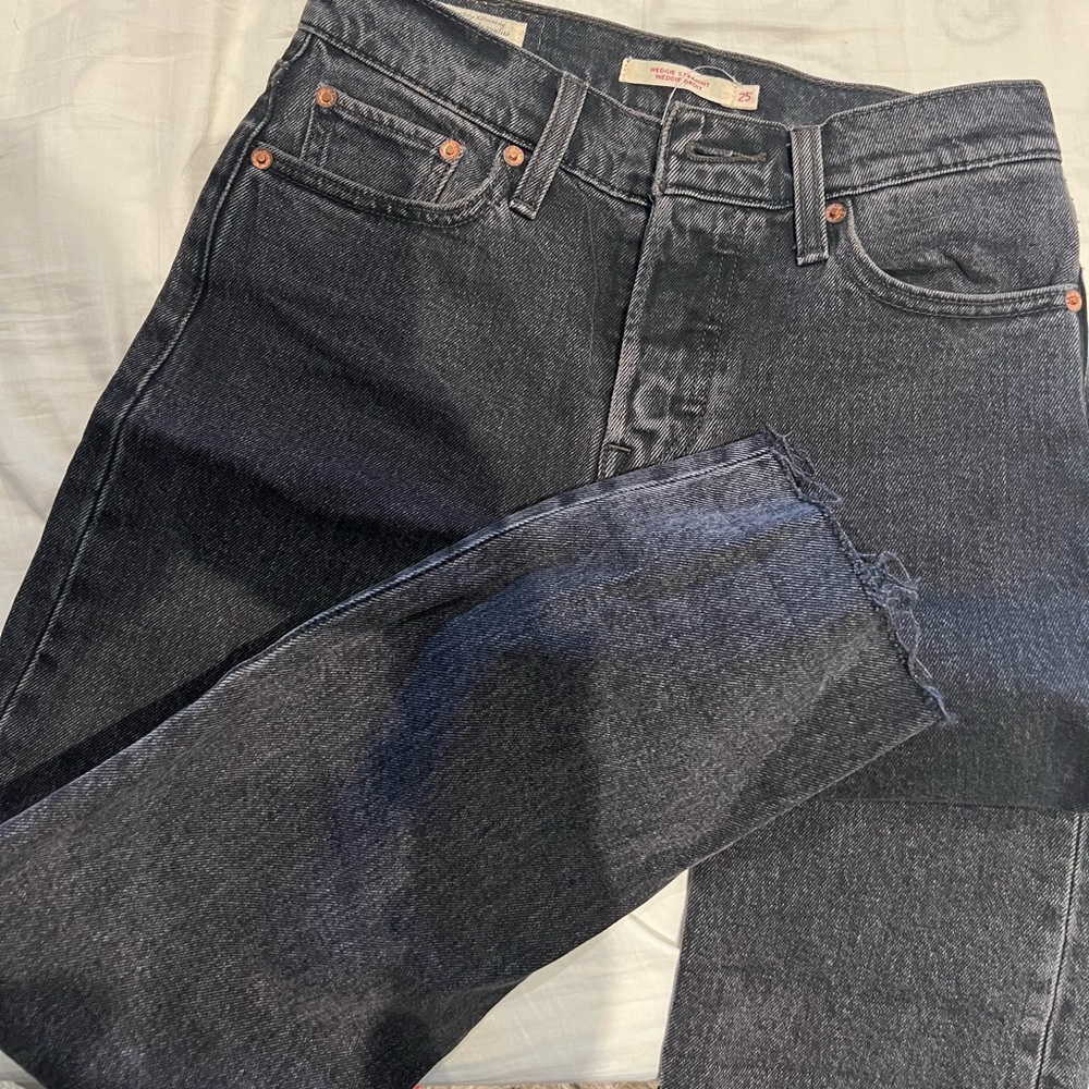Levi’s wedgie straight denim